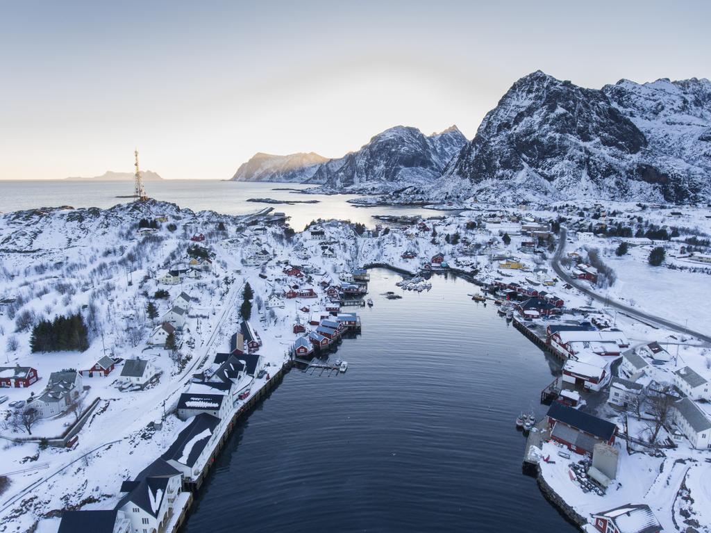 Hotel The Tide - Rorbuer Sørvågen Exterior foto